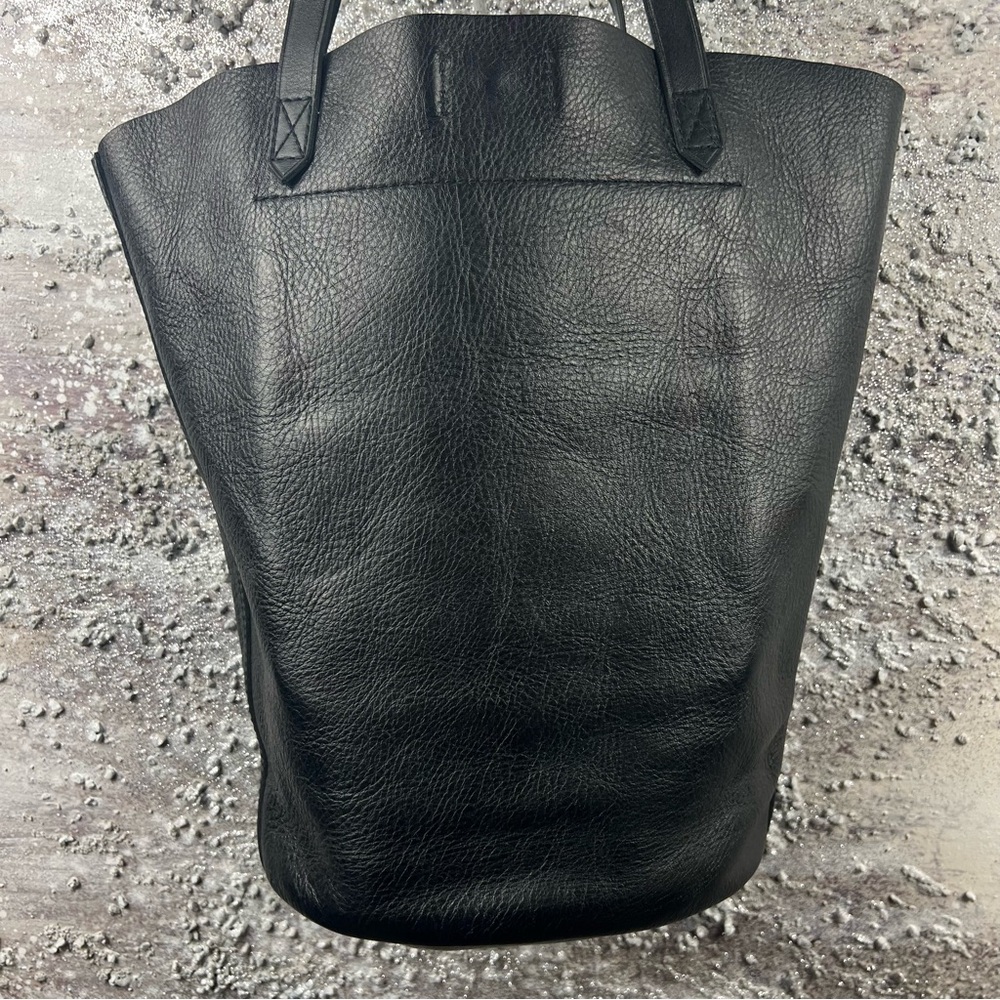 547 Madewell Black Leather Structured Tote Bag - Picture 2 of 10
